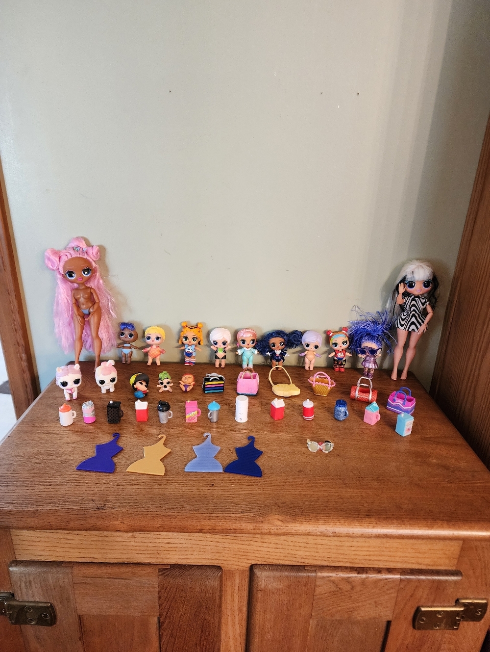 LOL Suprise Doll Lot